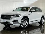 RENT SUV VW Touareg